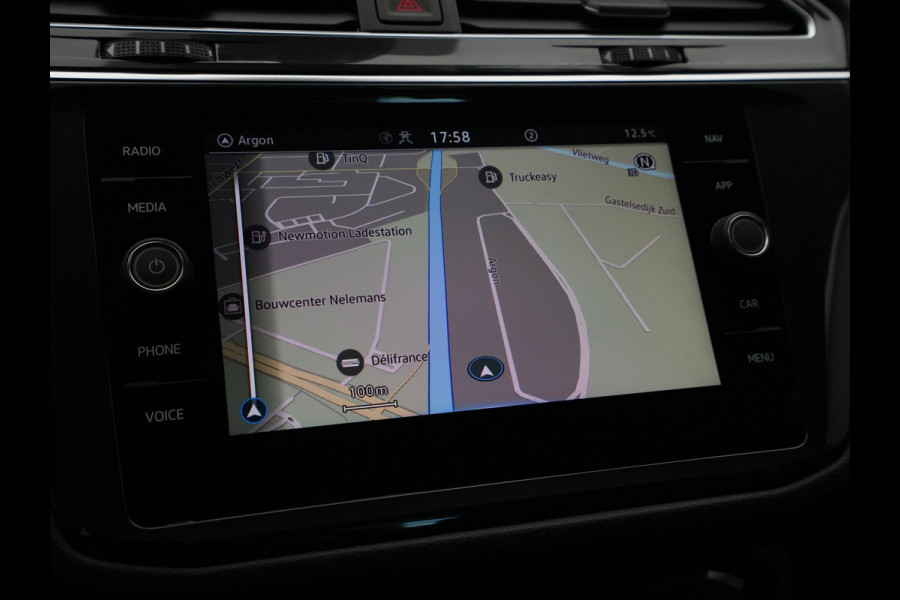 Volkswagen Tiguan 1.4 TSI 245pk eHybrid Elegance Navigatie Camera Matrix Led Stoelverwarming 230