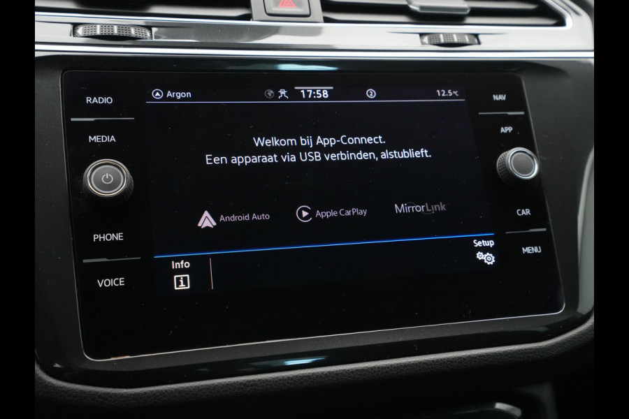 Volkswagen Tiguan 1.4 TSI 245pk eHybrid Elegance Navigatie Camera Matrix Led Stoelverwarming 230
