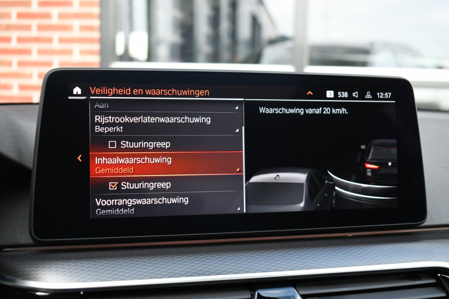 BMW 5 Serie Touring 530d 286pk M-Sport Pano Laser ACC HUD Comfort 4-wielbest