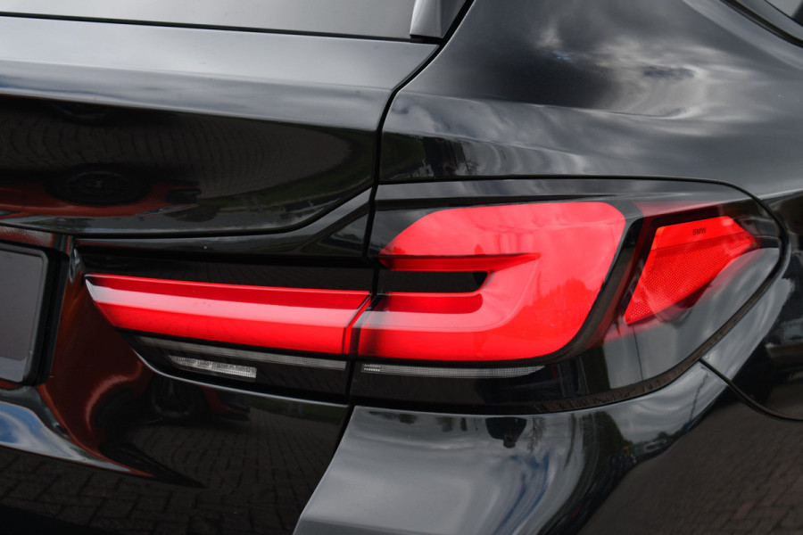 BMW 5 Serie Touring 530d 286pk M-Sport Pano Laser ACC HUD Comfort 4-wielbest