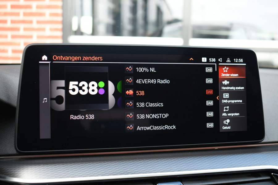 BMW 5 Serie Touring 530d 286pk M-Sport Pano Laser ACC HUD Comfort 4-wielbest