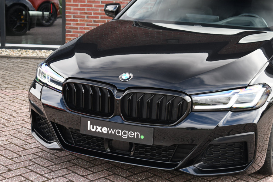 BMW 5 Serie Touring 530d 286pk M-Sport Pano Laser ACC HUD Comfort 4-wielbest