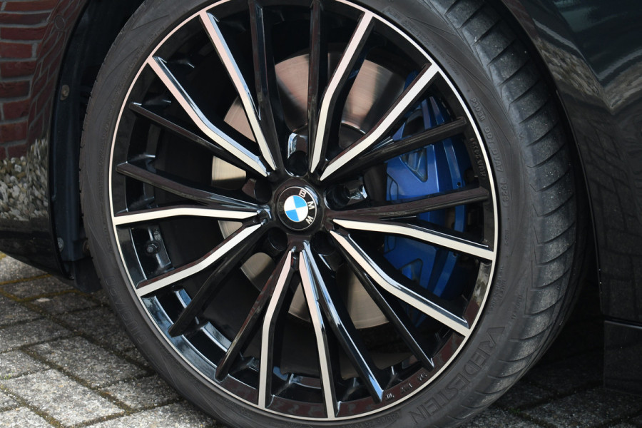 BMW 5 Serie Touring 530d 286pk M-Sport Pano Laser ACC HUD Comfort 4-wielbest