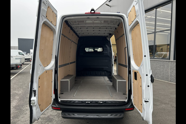 Mercedes-Benz Sprinter 317 CDI L2 H2 MBUX / Navigatie / Camera / Parkeersensoren / Cruise control / Airco / 270 Graden achterdeuren