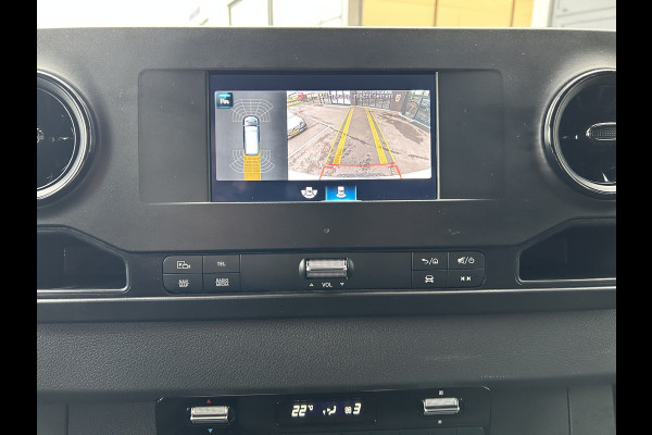 Mercedes-Benz Sprinter 317 CDI L2 H2 MBUX / Navigatie / Camera / Parkeersensoren / Cruise control / Airco / 270 Graden achterdeuren
