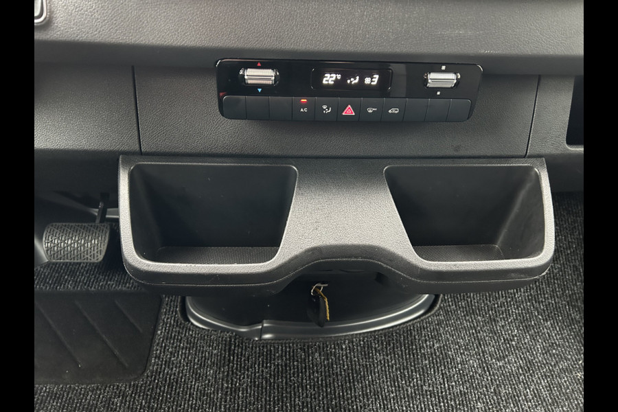 Mercedes-Benz Sprinter 317 CDI L2 H2 MBUX / Navigatie / Camera / Parkeersensoren / Cruise control / Airco / 270 Graden achterdeuren