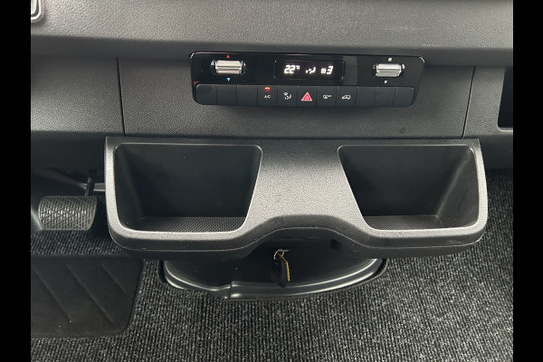 Mercedes-Benz Sprinter 317 CDI L2 H2 MBUX / Navigatie / Camera / Parkeersensoren / Cruise control / Airco / 270 Graden achterdeuren