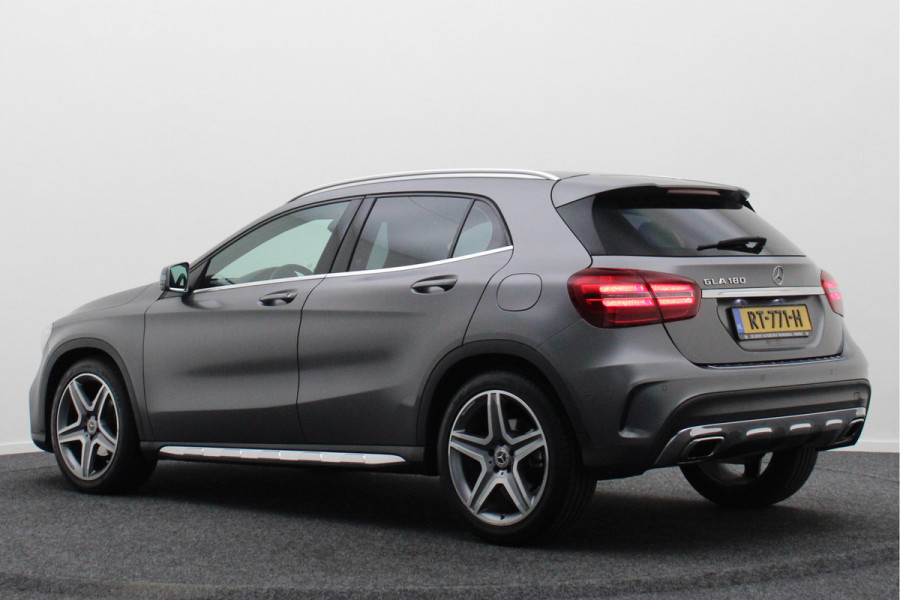 Mercedes-Benz GLA 180 Business Solution AMG Automaat