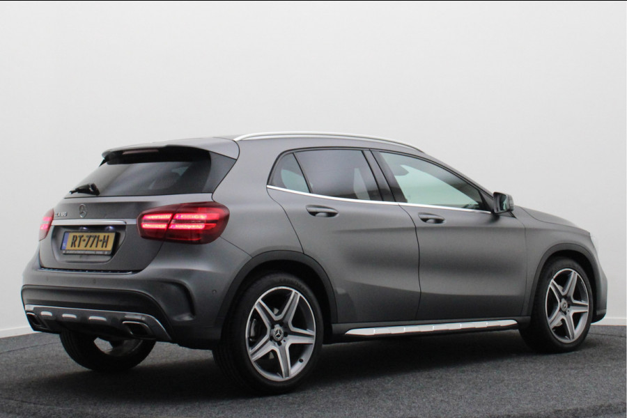 Mercedes-Benz GLA 180 Business Solution AMG Automaat