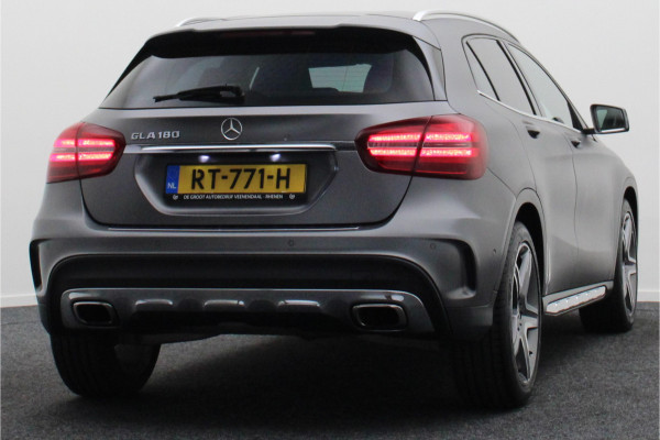 Mercedes-Benz GLA 180 Business Solution AMG Automaat