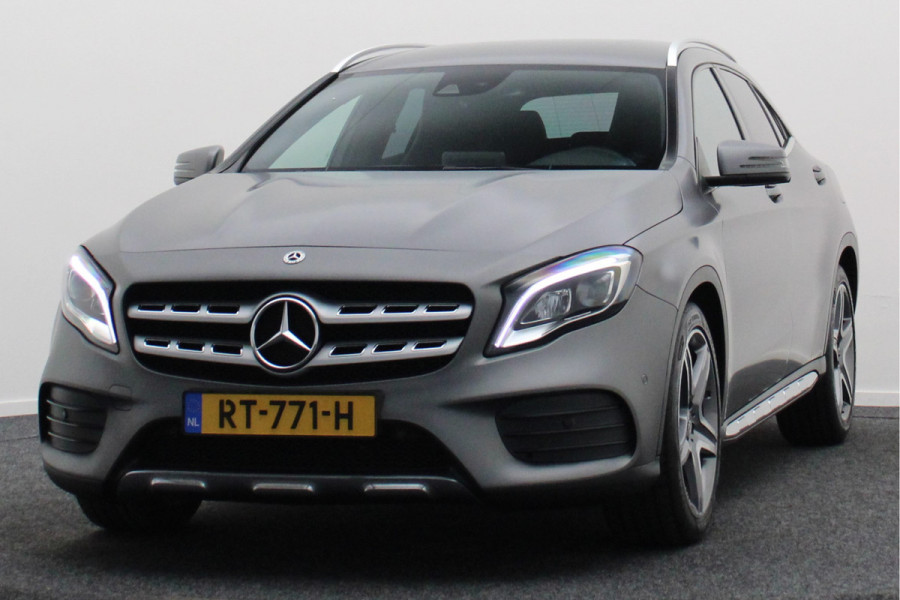 Mercedes-Benz GLA 180 Business Solution AMG Automaat
