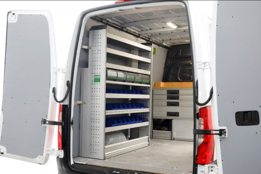 Mercedes-Benz Sprinter 311 CDI 115pk RWD L2H2 Servicewagen Airco/Camera/230V 02-2022