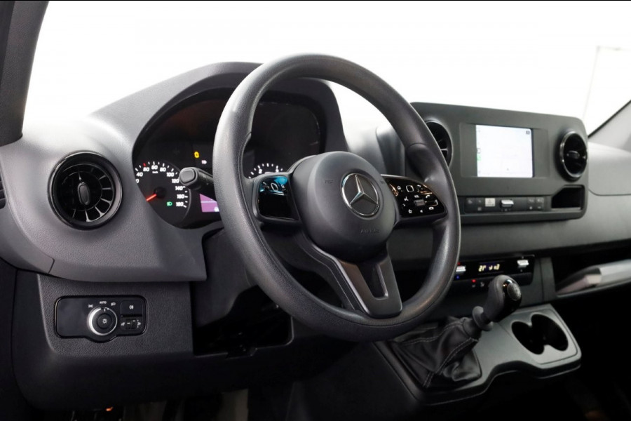 Mercedes-Benz Sprinter 311 CDI 115pk RWD L2H2 Servicewagen Airco/Camera/230V 02-2022