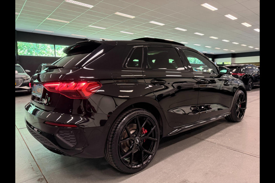 Audi A3 Sportback 45 TFSI e Competition BLACK-LINE RS-STOELEN PANO/SFEERVERL/V-COCKPIT/DAB/NAVI/LED///
