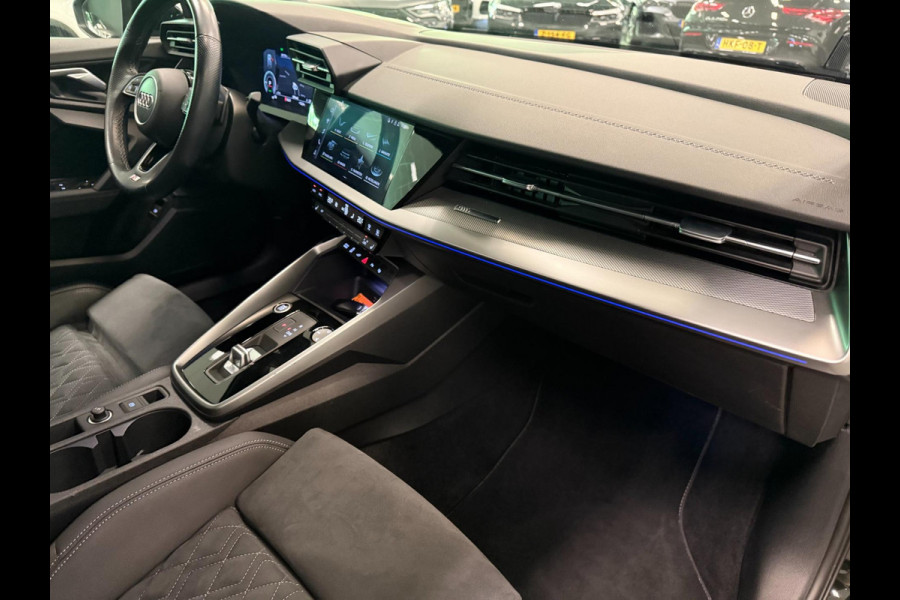 Audi A3 Sportback 45 TFSI e Competition BLACK-LINE RS-STOELEN PANO/SFEERVERL/V-COCKPIT/DAB/NAVI/LED///