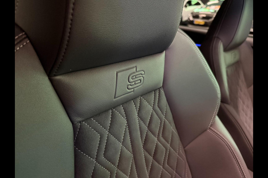 Audi A3 Sportback 45 TFSI e Competition BLACK-LINE RS-STOELEN PANO/SFEERVERL/V-COCKPIT/DAB/NAVI/LED///