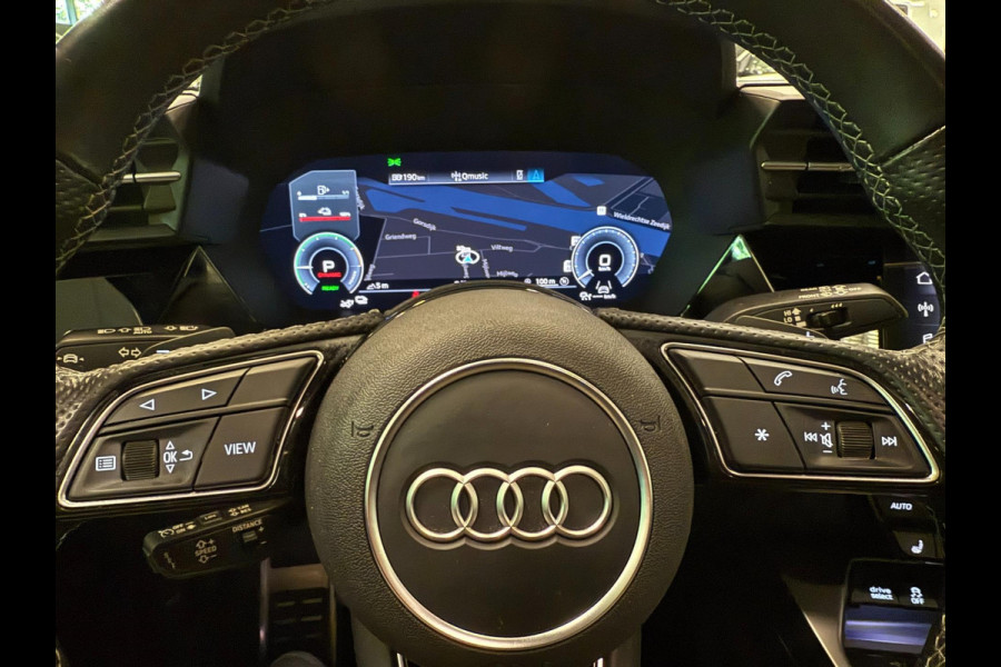 Audi A3 Sportback 45 TFSI e Competition BLACK-LINE RS-STOELEN PANO/SFEERVERL/V-COCKPIT/DAB/NAVI/LED///