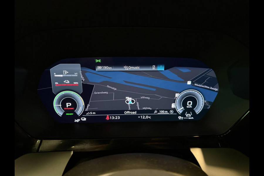 Audi A3 Sportback 45 TFSI e Competition BLACK-LINE RS-STOELEN PANO/SFEERVERL/V-COCKPIT/DAB/NAVI/LED///