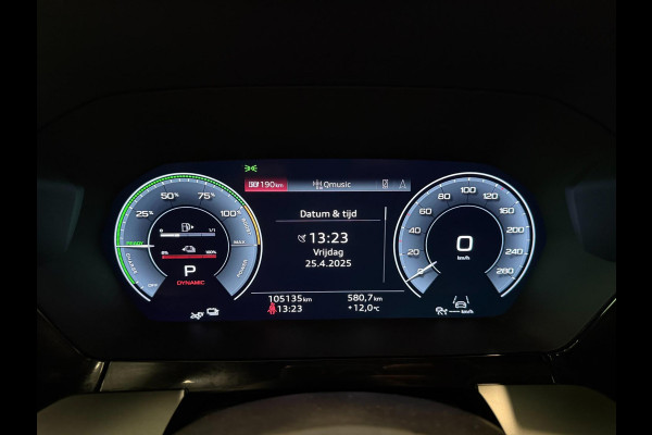 Audi A3 Sportback 45 TFSI e Competition BLACK-LINE RS-STOELEN PANO/SFEERVERL/V-COCKPIT/DAB/NAVI/LED///