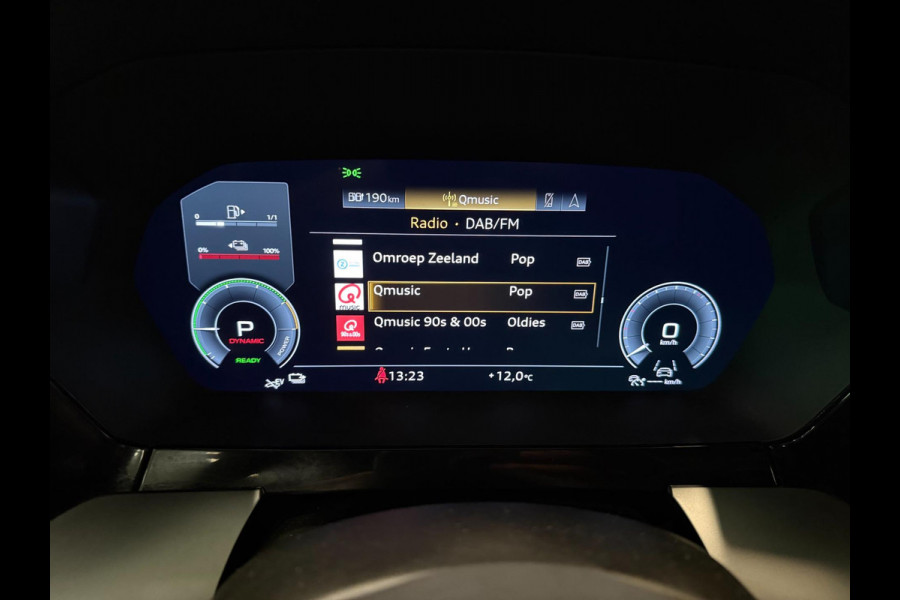Audi A3 Sportback 45 TFSI e Competition BLACK-LINE RS-STOELEN PANO/SFEERVERL/V-COCKPIT/DAB/NAVI/LED///