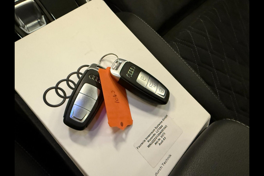 Audi A3 Sportback 45 TFSI e Competition BLACK-LINE RS-STOELEN PANO/SFEERVERL/V-COCKPIT/DAB/NAVI/LED///
