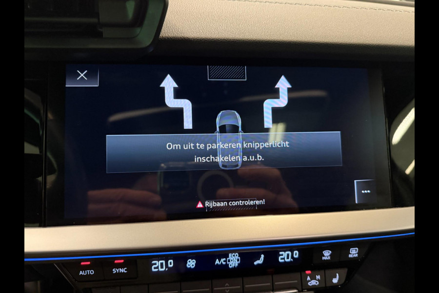 Audi A3 Sportback 45 TFSI e Competition BLACK-LINE RS-STOELEN PANO/SFEERVERL/V-COCKPIT/DAB/NAVI/LED///