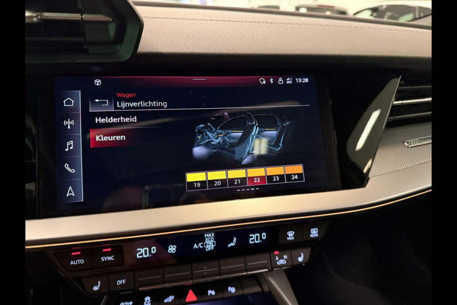 Audi A3 Sportback 45 TFSI e Competition BLACK-LINE RS-STOELEN PANO/SFEERVERL/V-COCKPIT/DAB/NAVI/LED///