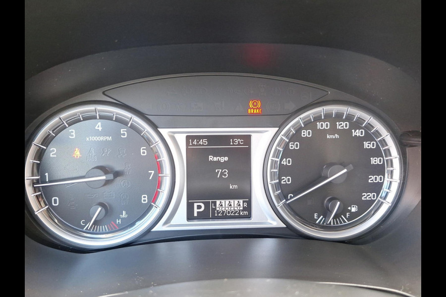 Suzuki Vitara 1.6 High Executive | Trekhaak | Schuif/ open dak | Stoelverwarming | Navi | Clima | Keyless Entry