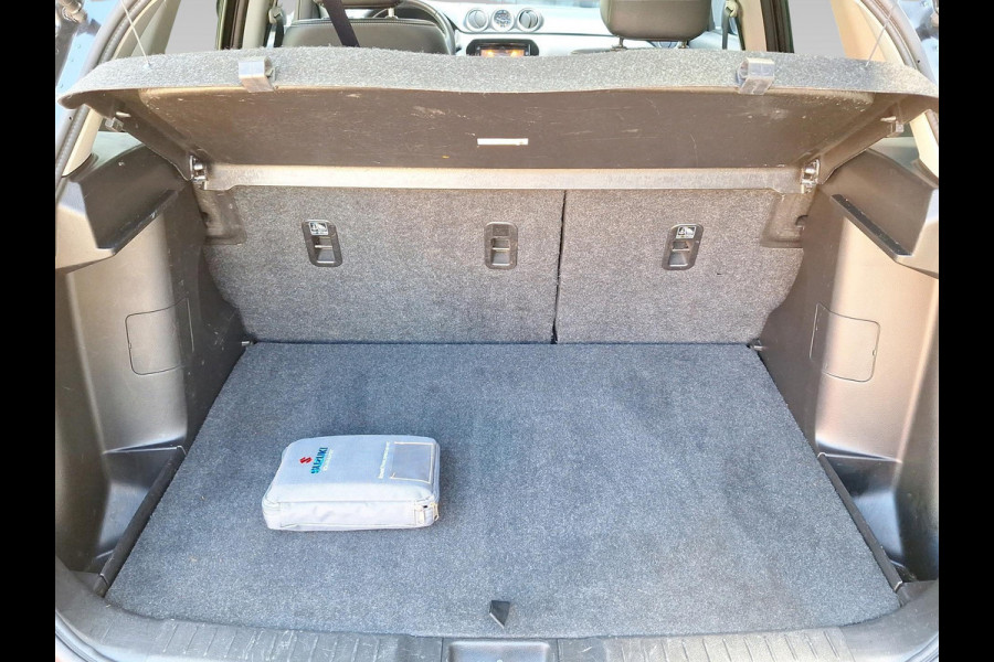 Suzuki Vitara 1.6 High Executive | Trekhaak | Schuif/ open dak | Stoelverwarming | Navi | Clima | Keyless Entry