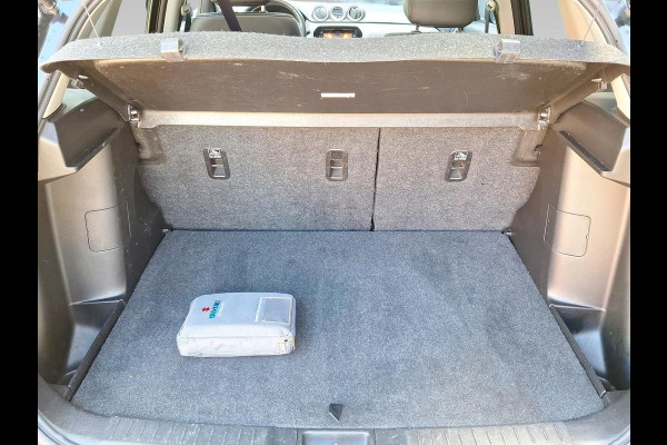 Suzuki Vitara 1.6 High Executive | Trekhaak | Schuif/ open dak | Stoelverwarming | Navi | Clima | Keyless Entry