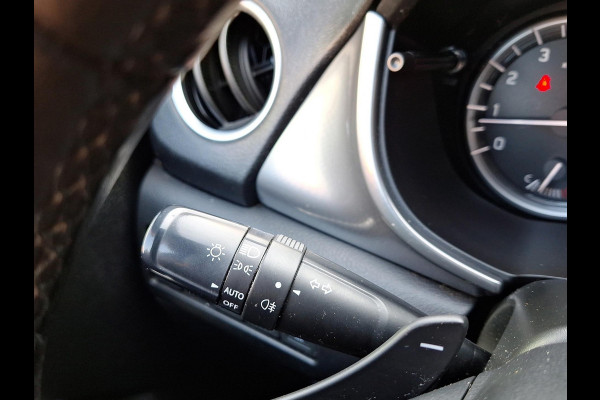 Suzuki Vitara 1.6 High Executive | Trekhaak | Schuif/ open dak | Stoelverwarming | Navi | Clima | Keyless Entry