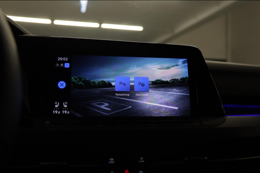 Volkswagen Golf 2.0 TSI R 4Motion PERFORMANCE AKRA/PANO/HUD/IQ/H&K/BOMVOL