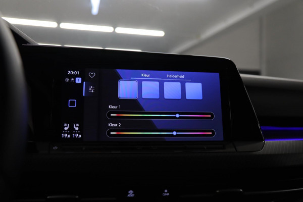 Volkswagen Golf 2.0 TSI R 4Motion PERFORMANCE AKRA/PANO/HUD/IQ/H&K/BOMVOL