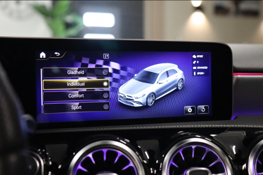 Mercedes-Benz A-Klasse AMG 35 4MATIC PANODAK/AMGSTUUR/BURM/VOL