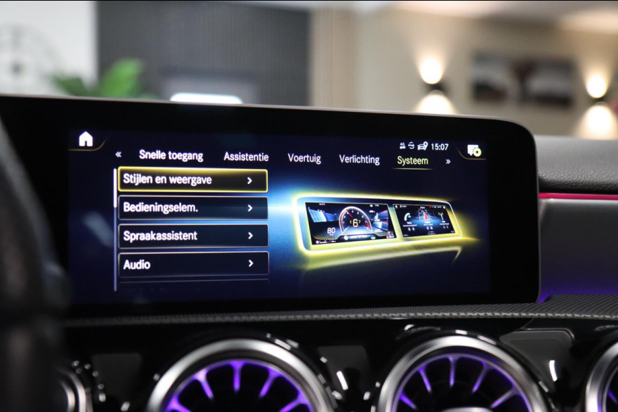 Mercedes-Benz A-Klasse AMG 35 4MATIC PANODAK/AMGSTUUR/BURM/VOL