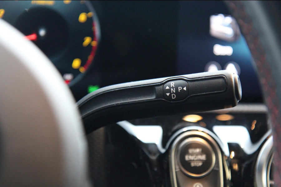 Mercedes-Benz A-Klasse 220 AMG /PANO/SFEERV/CARPLAY/CAM/STOELV/VOLL