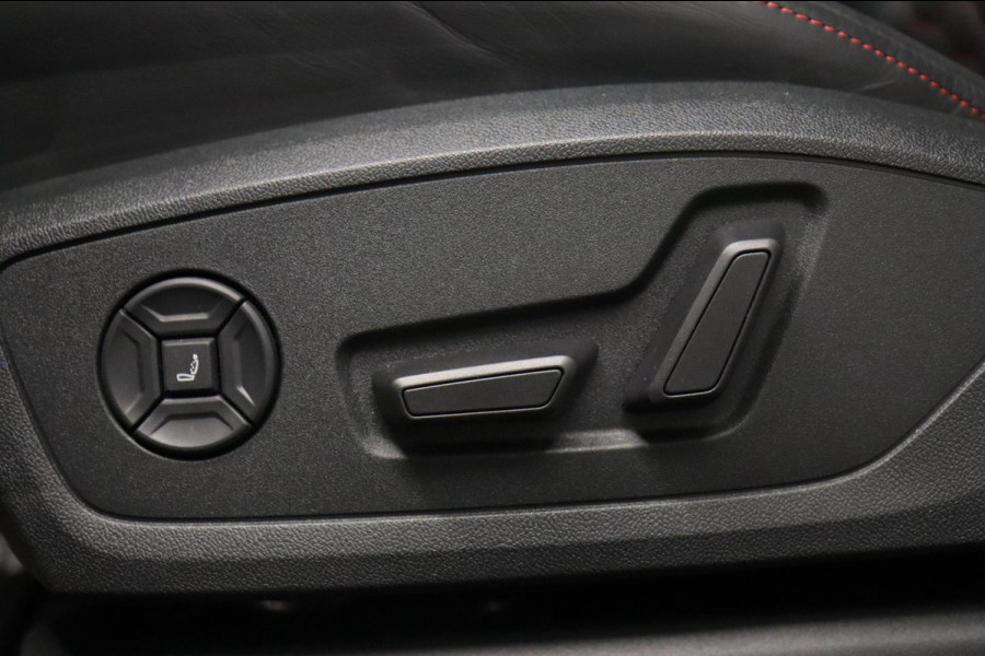 Audi RS3 Sportback 2.5 TFSI quattro /PANO/B&O/Memory/BOMVOL