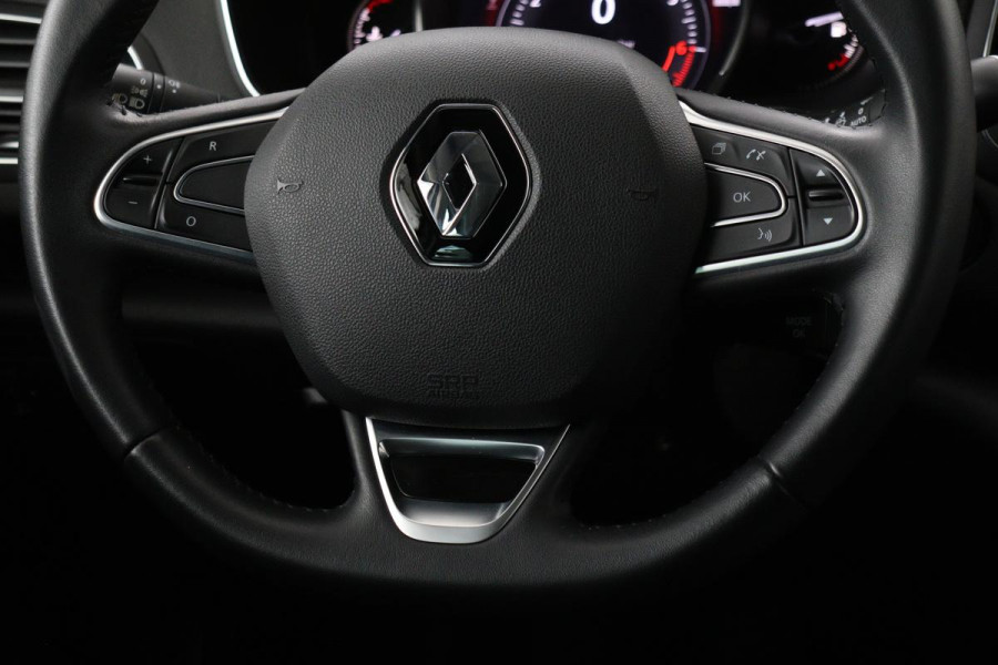 Renault Mégane 1.3 TCe Limited | Carplay | Keyless | Navigatie | Climate control | Parkeerhulp | Cruise control | DAB | Bluetooth