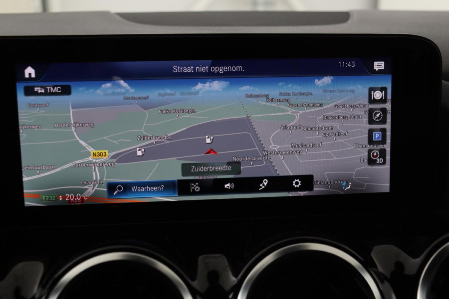 Mercedes-Benz GLA 250e Style | Adaptive cruise | Carplay | Stoelverwarming | Camera | Half leder | Full LED | Park Assist | Widescreen | Climate control
