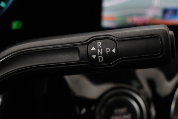 Mercedes-Benz GLA 250e Style | Adaptive cruise | Carplay | Stoelverwarming | Camera | Half leder | Full LED | Park Assist | Widescreen | Climate control