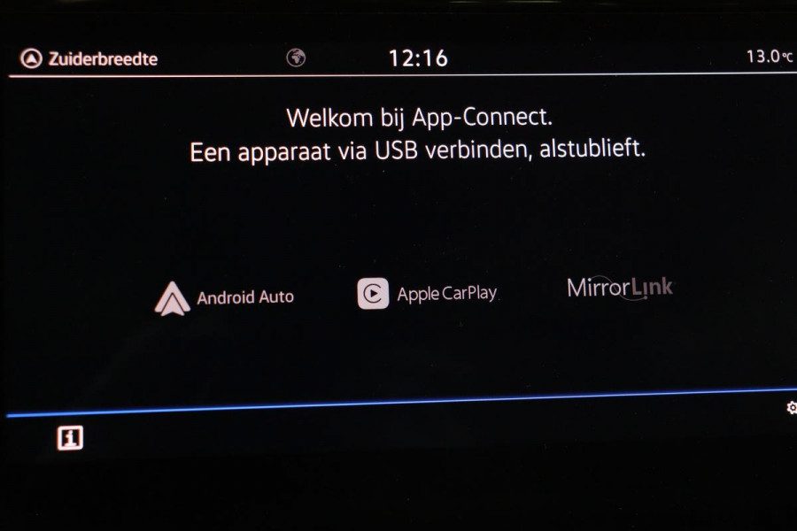 Volkswagen Passat 1.5 TSI R Line | Stoelverwarming | Matrix LED | Adaptive cruise | Carplay | Leder/Alcantara | Navigatie | Parkeerhulp