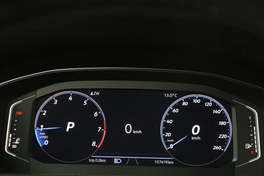 Volkswagen Passat 1.5 TSI R Line | Stoelverwarming | Matrix LED | Adaptive cruise | Carplay | Leder/Alcantara | Navigatie | Parkeerhulp