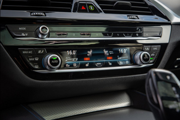 BMW 5 Serie Touring M550d xDrive High Executive Panodak Adapt. cruise 360Cam