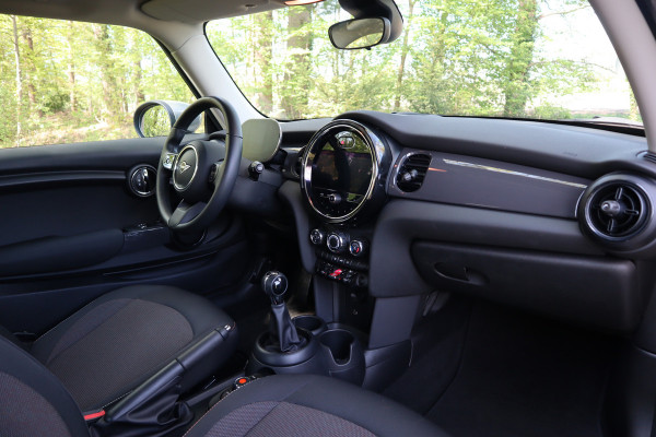 MINI Mini 1.5 One Essential | LED | Carplay |