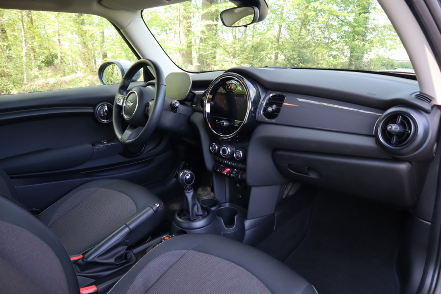 MINI Mini 1.5 One Essential | LED | Carplay |