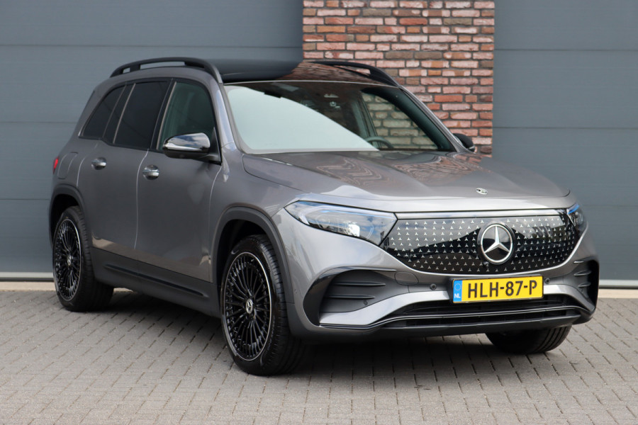 Mercedes-Benz EQB 350 4MATIC AMG Line 71 kWh | Facelift | Distronic | Burmester  | Memory | HUD | Trekhaak | Panoramadak | Verwarmd Stuurwiel | Keyless Go | Vario-achterbank |