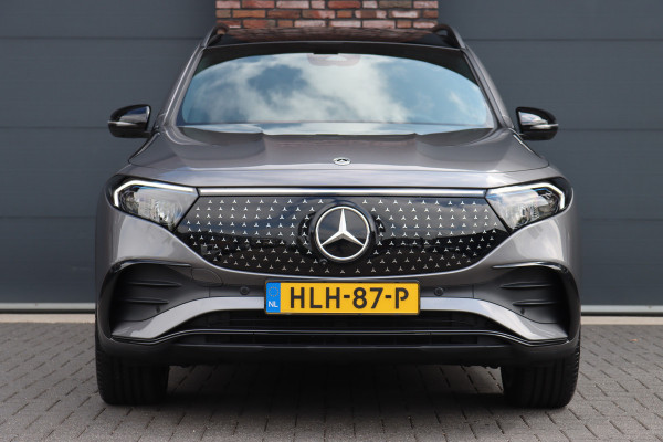Mercedes-Benz EQB 350 4MATIC AMG Line 71 kWh | Facelift | Distronic | Burmester  | Memory | HUD | Trekhaak | Panoramadak | Verwarmd Stuurwiel | Keyless Go | Vario-achterbank |