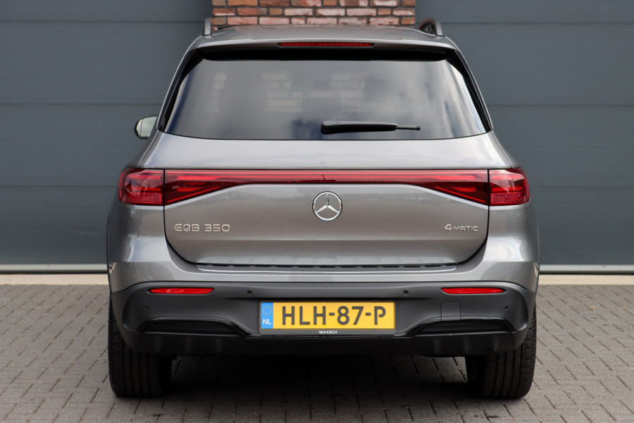 Mercedes-Benz EQB 350 4MATIC AMG Line 71 kWh | Facelift | Distronic | Burmester  | Memory | HUD | Trekhaak | Panoramadak | Verwarmd Stuurwiel | Keyless Go | Vario-achterbank |