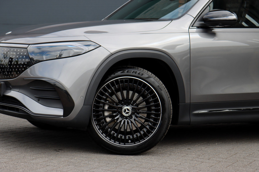 Mercedes-Benz EQB 350 4MATIC AMG Line 71 kWh | Facelift | Distronic | Burmester  | Memory | HUD | Trekhaak | Panoramadak | Verwarmd Stuurwiel | Keyless Go | Vario-achterbank |