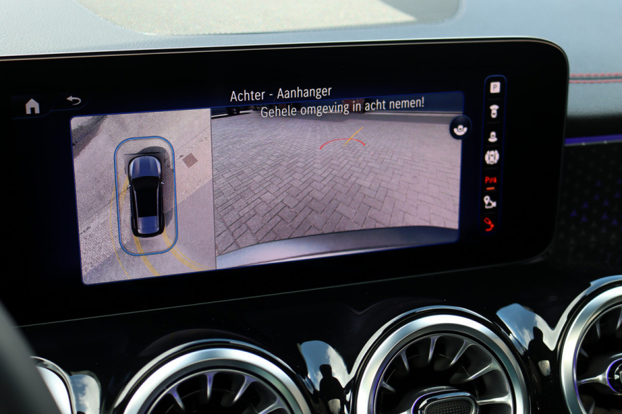 Mercedes-Benz EQB 350 4MATIC AMG Line 71 kWh | Facelift | Distronic | Burmester  | Memory | HUD | Trekhaak | Panoramadak | Verwarmd Stuurwiel | Keyless Go | Vario-achterbank |